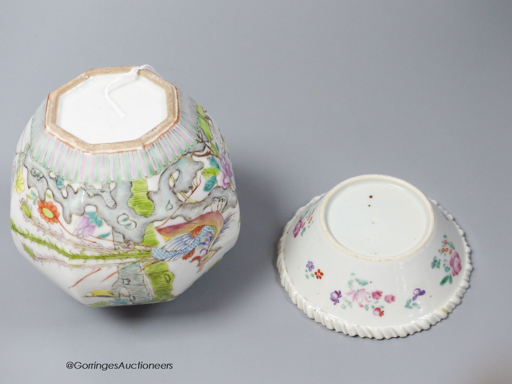 A Chinese Qianlong famille rose patty pan, and a 19th century Chinese ginger jar and cover (2)